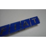 Fiat Uno I - Emblema principal (FIAT)
