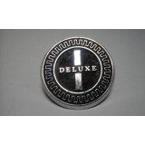 Nissan Bluebird 610 - Emblema lateral (DELUXE)