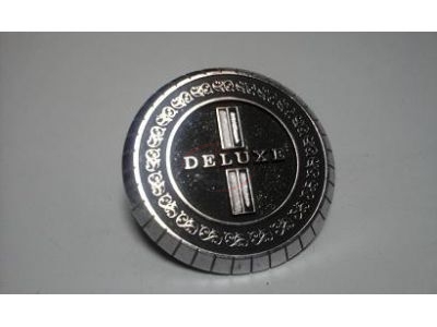 Nissan 1200 B110 - Emblema traseiro (DELUXE)