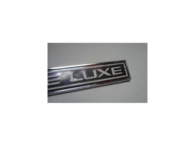 Ford Anglia 105 E / Ford Escort MkI - Emblema traseiro (DE LUXE)