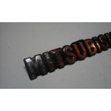 Mitsubishi - Emblema traseiro (Mitsubishi)