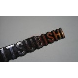 Mitsubishi - Emblema traseiro (Mitsubishi)