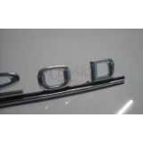 Mercedes-Benz W114 /8 / Mercedes-Benz W115 /8 - Emblema traseiro (220D)