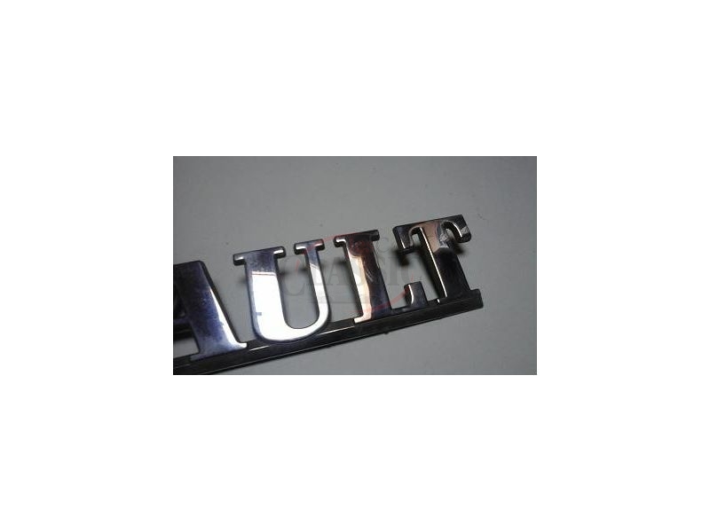 Renault Express / Renault Master / Renault Mascott / Renault Trafic - Emblema traseiro (RENAULT)