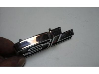 Vauxhall Victor FD / Vauxhall Victor FE - Emblema traseiro (SL)