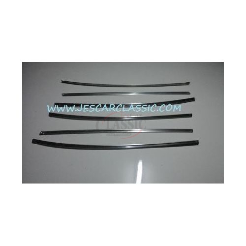 Toyota Corolla II KE20 - Frisos embelezadores de vidro ( Jogo de (9)