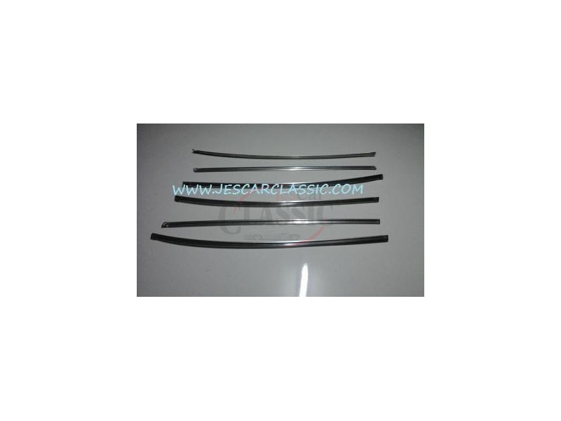 Toyota Corolla II KE20 - Frisos embelezadores de vidro ( Jogo de (9)