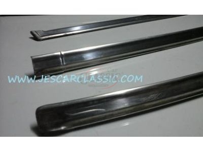 Toyota Corolla II KE20 - Frisos embelezadores de vidro ( Jogo de (9)