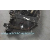 Mercedes-Benz W123 - Cave de roda completa da frente esquerda