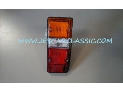 Toyota Hiace I LH20 - Farolim traseiro direito