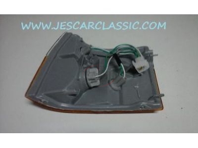 Toyota Hiace III LH102 - Farolim frente direito