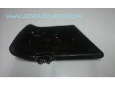 Mercedes-Benz W124 - Suporte de lâmpadas farolim traseiro direito (HELLA)