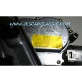 VW Golf III - Motor de limpa-vidros traseiro (BOSCH)