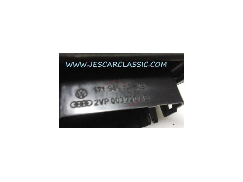 VW Golf I - Farolim traseiro direito (HELLA)