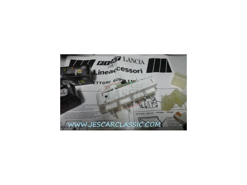 Fiat Uno II - Jogo de faróis auxiliares H3 (CARELLO - LINE ACESSORIOS)