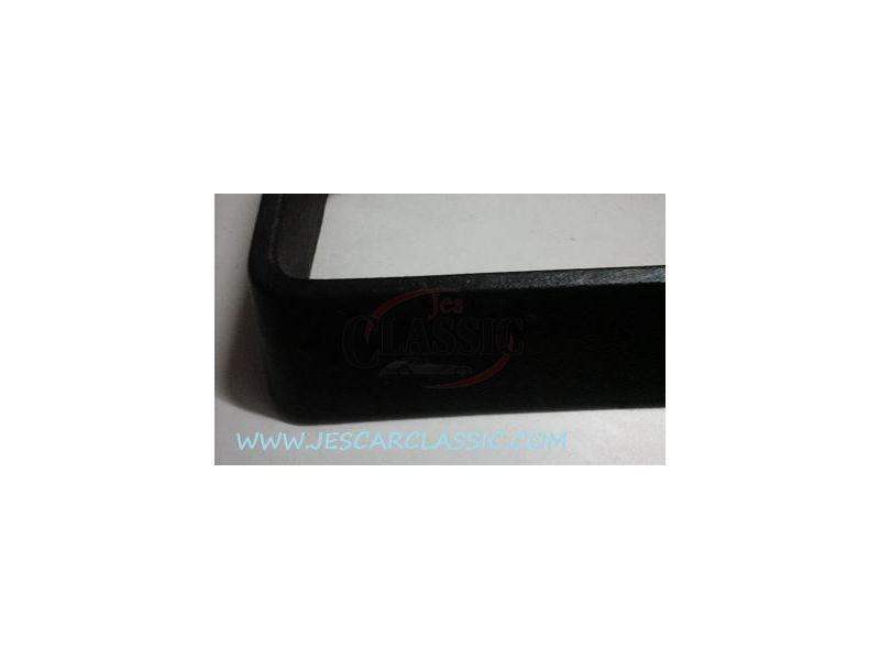 VW Golf I - Moldura de tablier do quadrante Kms
