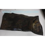 Mercedes-Benz W123 - Tapete do tunel central traseiro