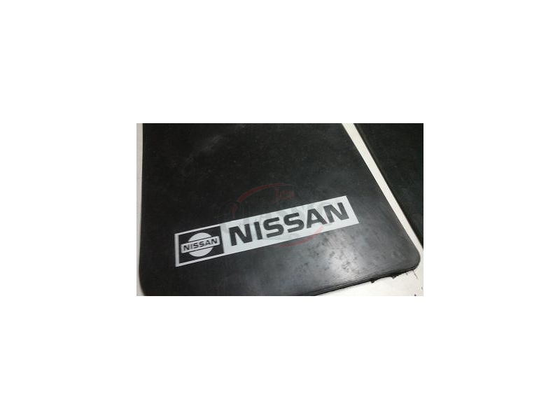 Nissan - Jogo de palas rodas traseiras