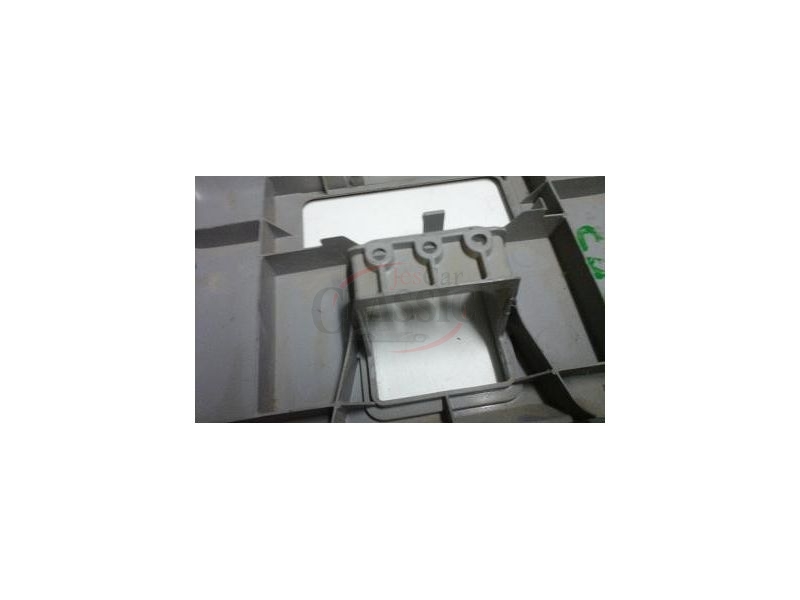 Peugeot 405 - Guarnição de suporte plafonnier