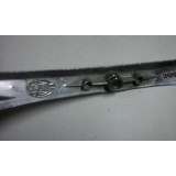 Mercedes-Benz W114 /8 / Mercedes-Benz W115 /8 - Aro de farol principal (HELLA)