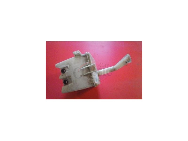 Nissan Primera P10 - Reservatório de água lava-vidros