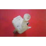 Toyota Celica IV- Reservatório de água lava-vidros