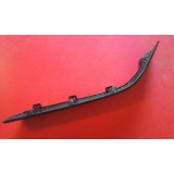 Audi 80 B4 - Friso embelezador do para-choques tras esquerdo