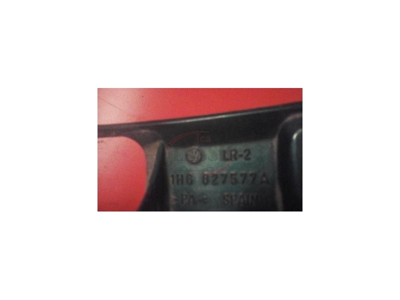 VW Golf III - Pega exterior da tampa mala