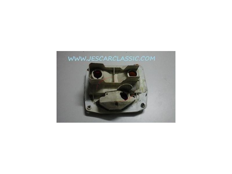 Toyota Corolla II KE20 - Farolim traseiro esquerdo (KOITO)