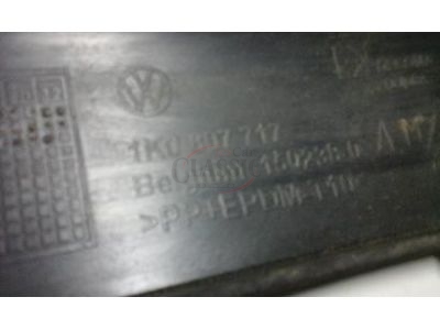 VW Golf V - Friso embelezador do para-choques frente esquerdo