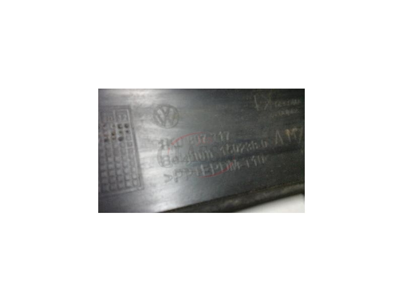 VW Golf V - Friso embelezador do para-choques frente esquerdo