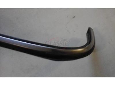 Mercedes-Benz W123 - Friso embelezador da ilharga traseira esquerda