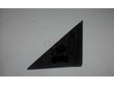 Renault 9 / Renault 11 - Acabamento embelezador porta frente direita