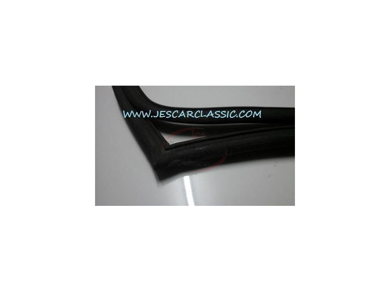 Fiat 124 / Fiat 125 - Borracha do vidro óculo traseiro