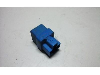 Nissan Micra K11 / Nissan Primera P11 - Relé de ventilação (HELLA)