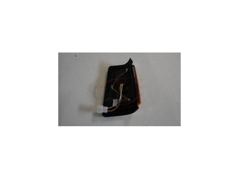 Nissan 720 Pick-up - Farolim frente esquerdo