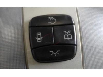 Mercedes-Benz Classe E W210 / Mercedes-Benz CLK W208 - Plafonnier (HELLA)