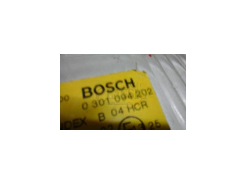 Audi A4 B5 - Vidro farol direito (BOSCH)