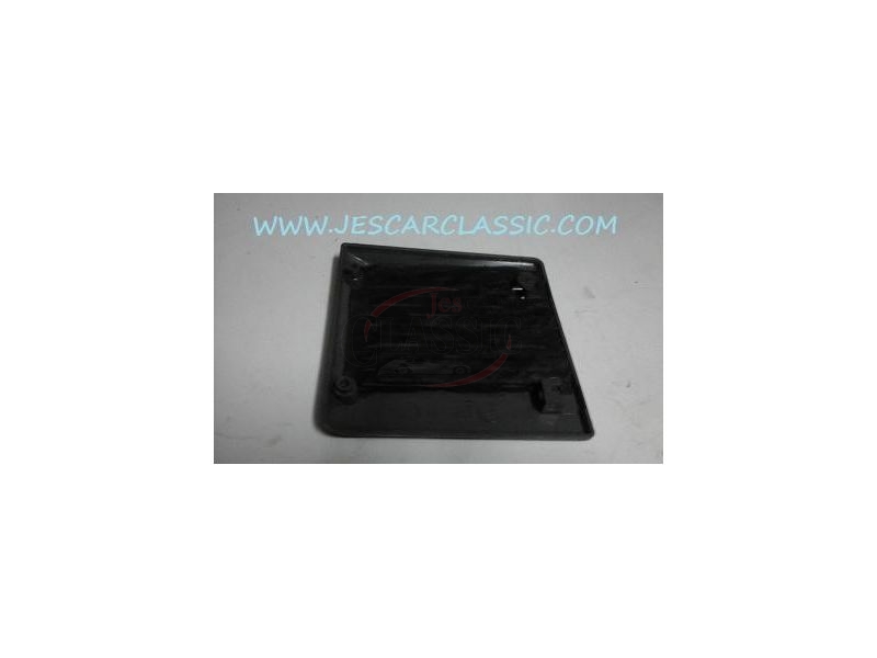 Peugeot 205 I - Grelha de altifalante direita