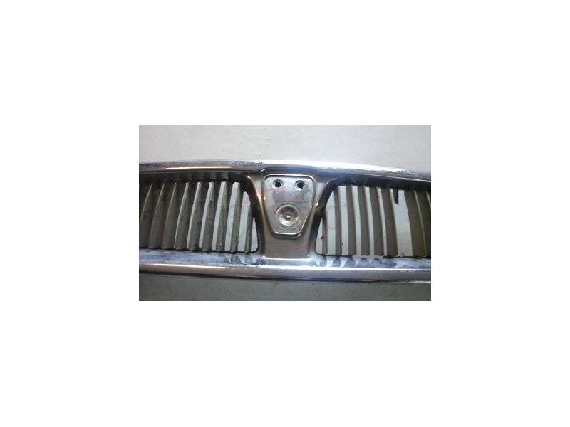 Rover Serie 200 - Grelha principal