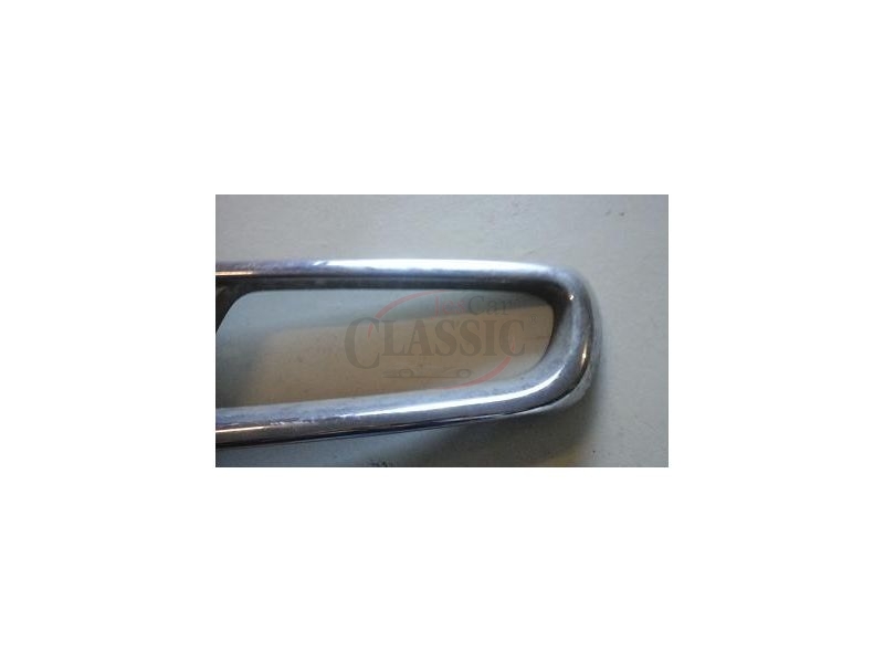 Rover Serie 200 - Aro da grelha principal