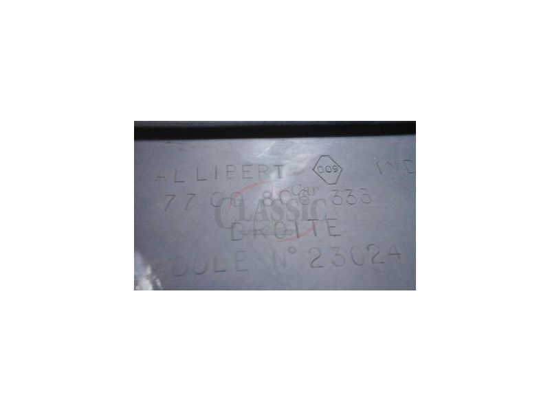 Renault Express III - Friso embelezador da ilharga traseira direita