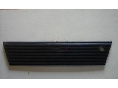 Peugeot 405 - Friso embelezador da tampa mala