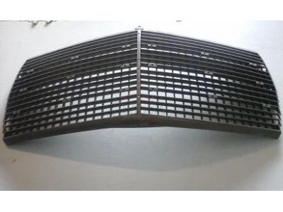 Mercedes-Benz W114 /8 - Grelha principal