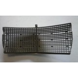 Mercedes-Benz W114 /8 - Grelha principal