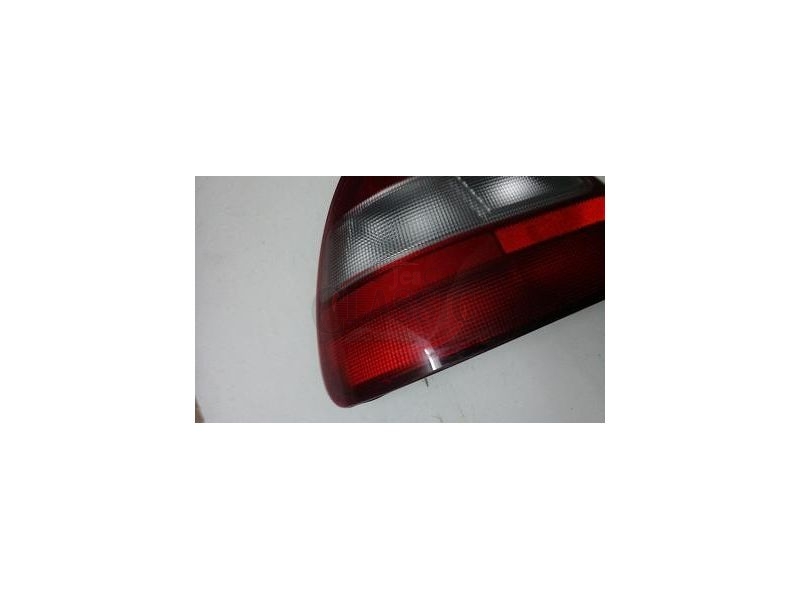 Honda Civic VI MA / Honda Civic VI MB - Farolim traseiro esquerdo