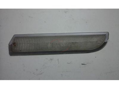 Peugeot 504 - Vidro farolim frente esquerdo (GEMO)
