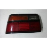 Toyota Corolla VI EE90 - Farolim traseiro esquerdo (IKI)