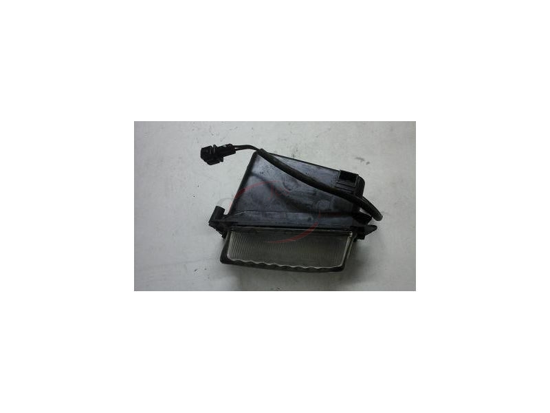 Seat Ibiza II 6K / Seat Cordoba I - Farol auxiliar esquerdo H3 (HELLA)