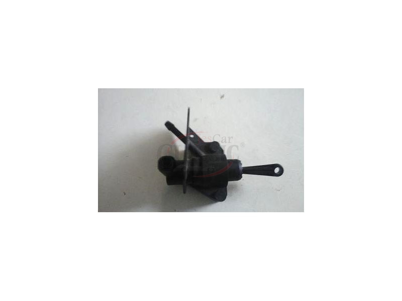 Ford Fiesta MKIV - Cilindro transmissor principal de embraiagem